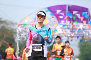 BIB: 1219, 42936
                            <button type="button" onclick="openModal(9919507)" class="btn btn-primary btn-sm float-right btn-popup" data-toggle="modal" data-target=".modal-high-quality">
                        <i class="fas fa-shopping-cart"></i> Add to Cart
                    </button>
                                            <button type="button" onclick="isThisMe(9919507, true)" class="btn btn-success btn-sm float-right btn-popup btn-isme hidden" data-toggle="tooltip" data-placement="bottom" title="นี่คือรูปของคุณใช่ไหม คลิกที่นี่เพื่อเอาเข้าอัลบั้ม">
                        <i class="fas fa-plus"></i> Add to album
                    </button>
                    <button type="button" onclick="isThisMe(9919507, false)" class="btn btn-warning btn-sm float-right btn-popup btn-isnotme hidden">
                        <i class="fas fa-ban"></i> Remove from album
                    </button>